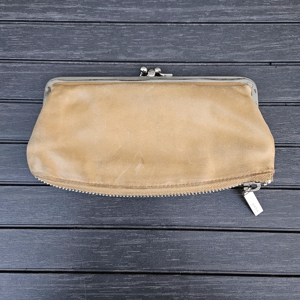 HOBO International Millie Clutch Wallet Soft Leather Kiss Lock Clutch Purse